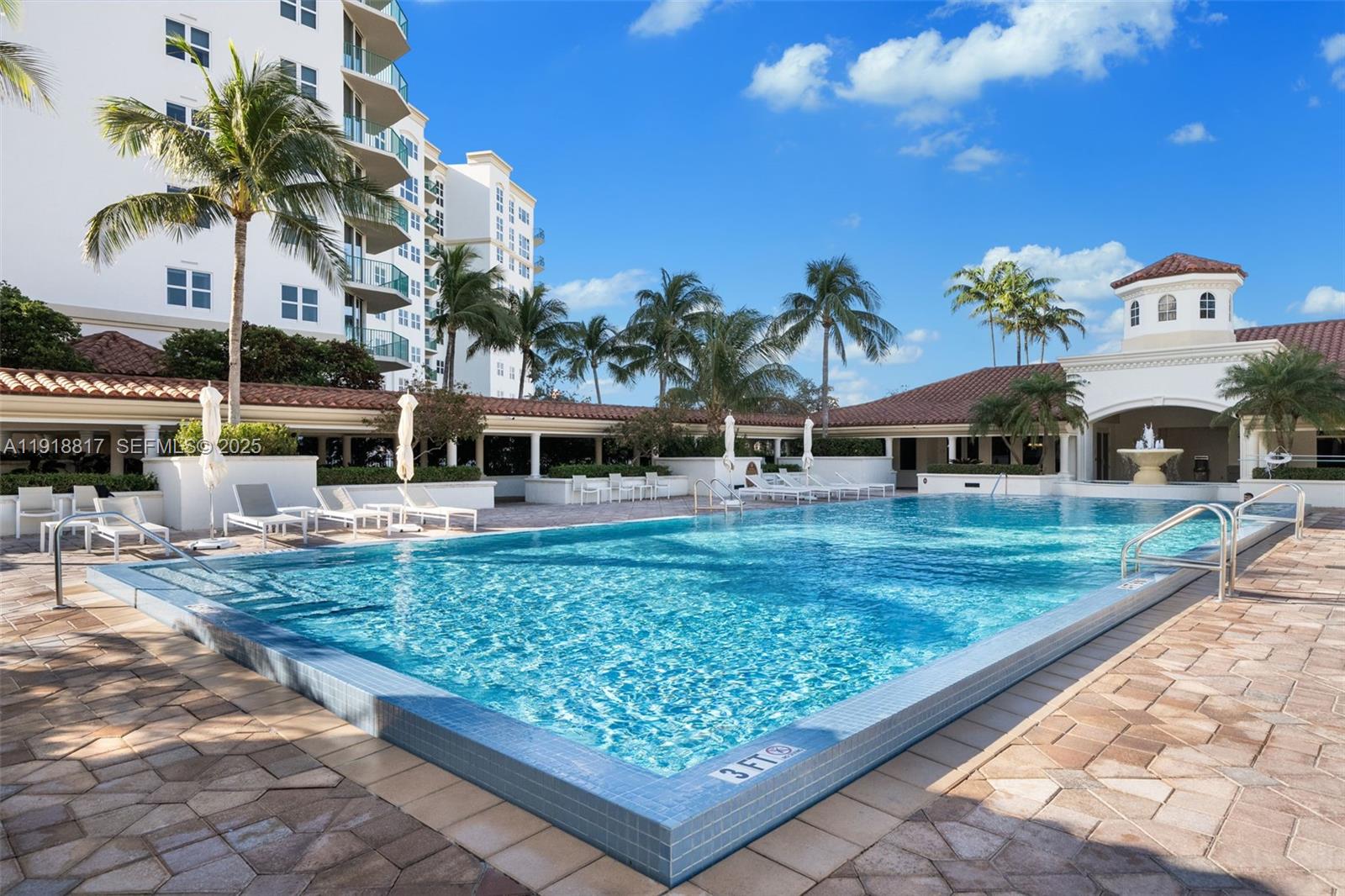 20000 E Country Club Dr #1002, Aventura FL 33180