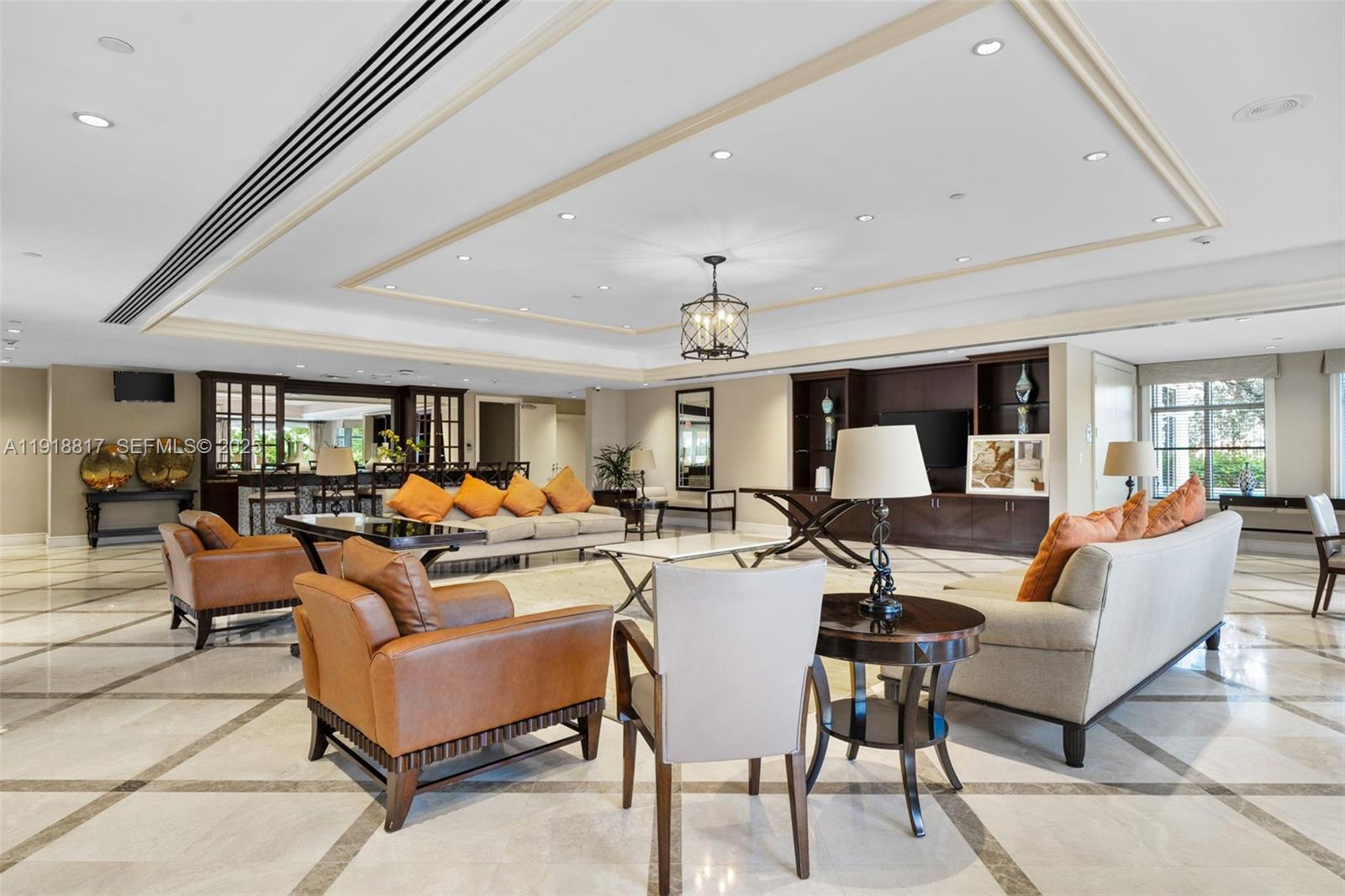 20000 E Country Club Dr #1002, Aventura FL 33180