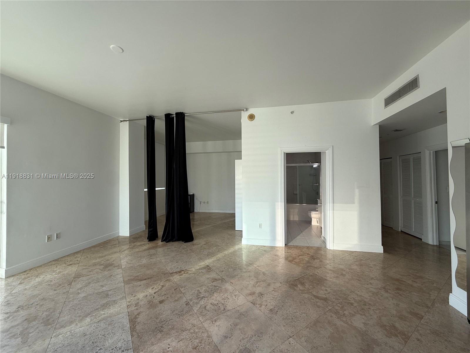 133 NE 2nd Ave #2912, Miami FL 33132
