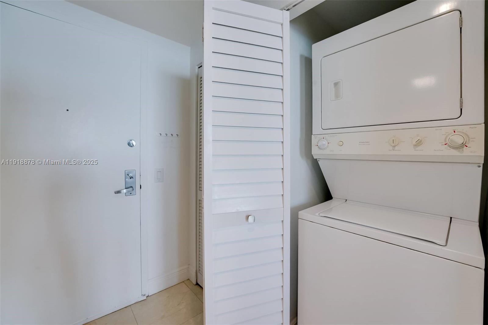 2475 Brickell Avenue #1909, Miami FL 33129