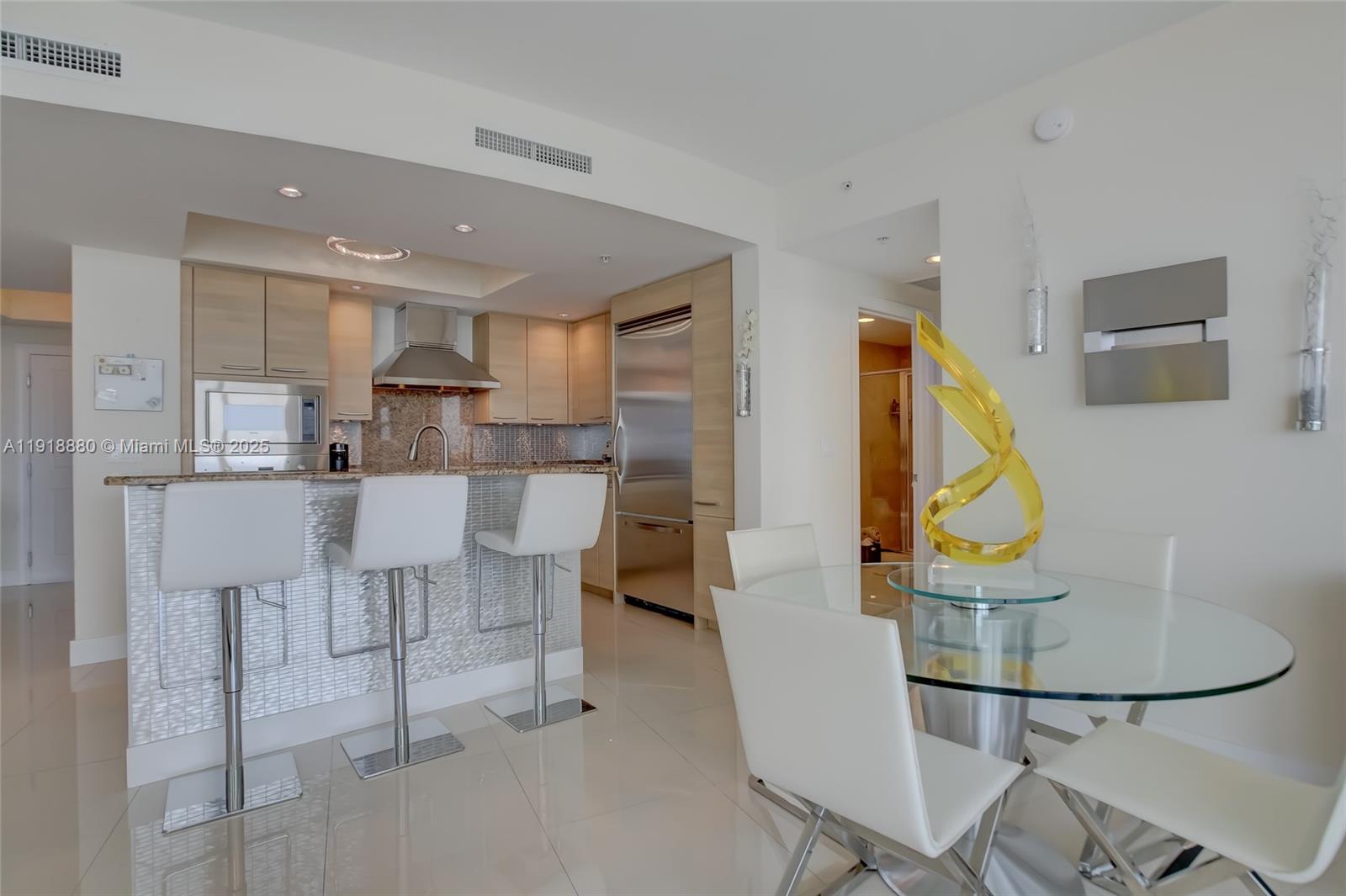 1 N Ocean Blvd #1011, Pompano Beach FL 33062