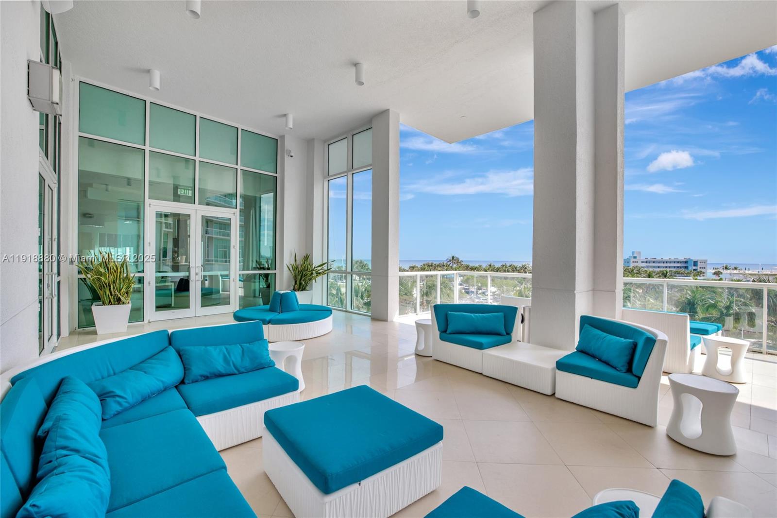 1 N Ocean Blvd #1011, Pompano Beach FL 33062