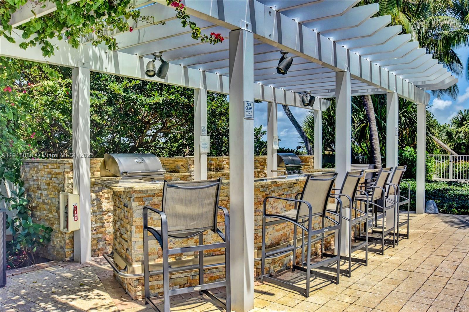 1 N Ocean Blvd #1011, Pompano Beach FL 33062