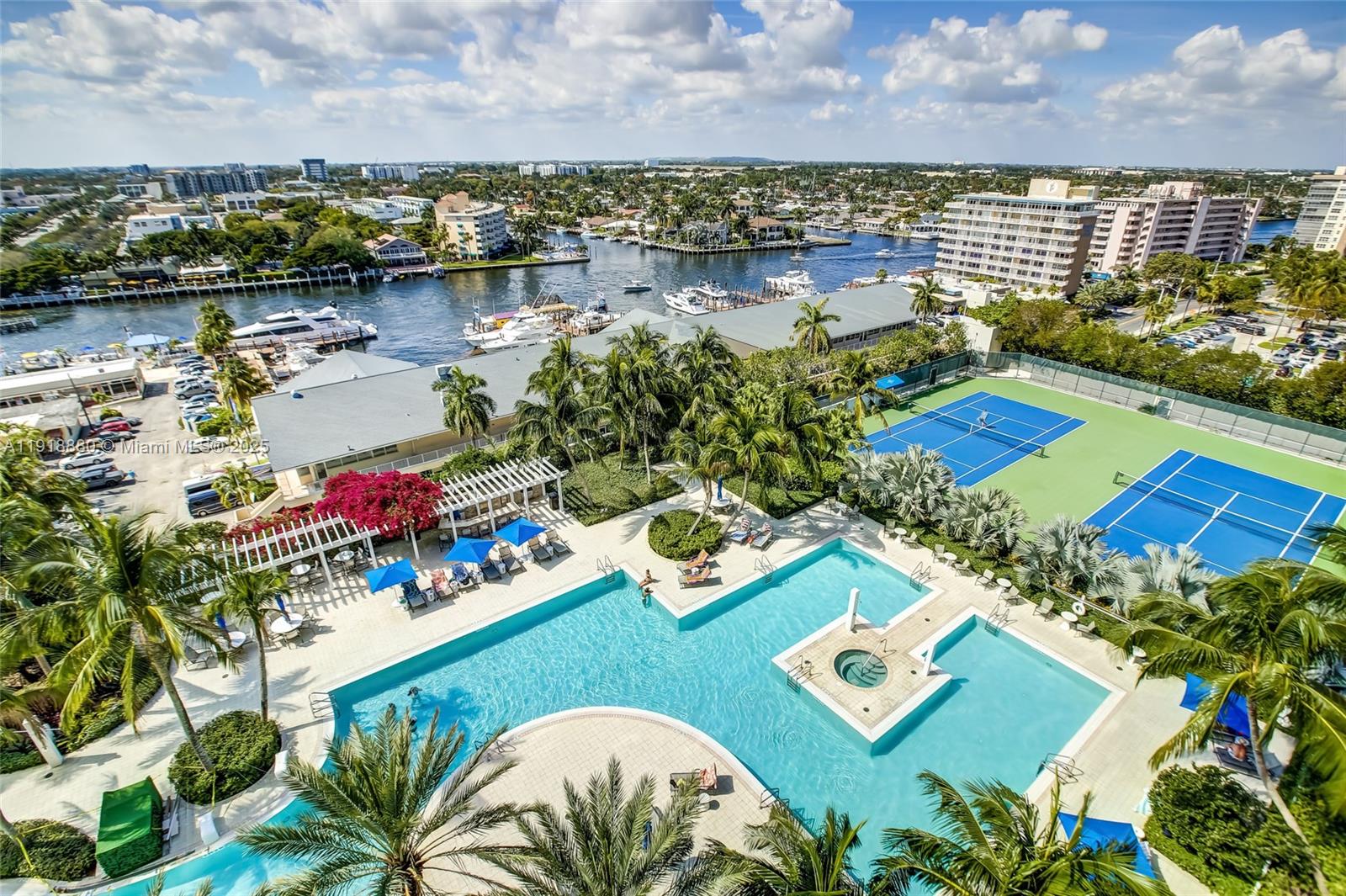 1 N Ocean Blvd #1011, Pompano Beach FL 33062