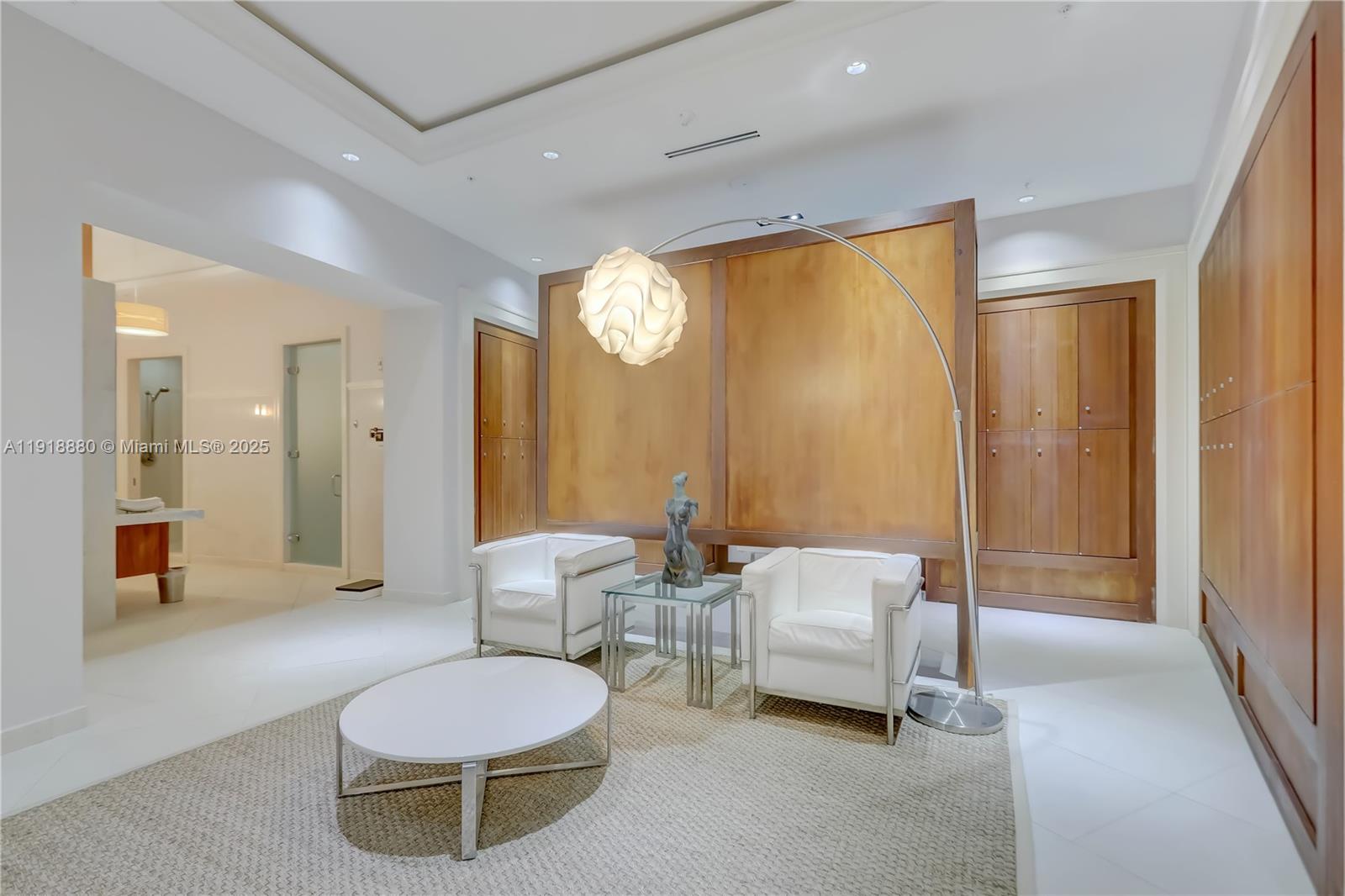 1 N Ocean Blvd #1011, Pompano Beach FL 33062