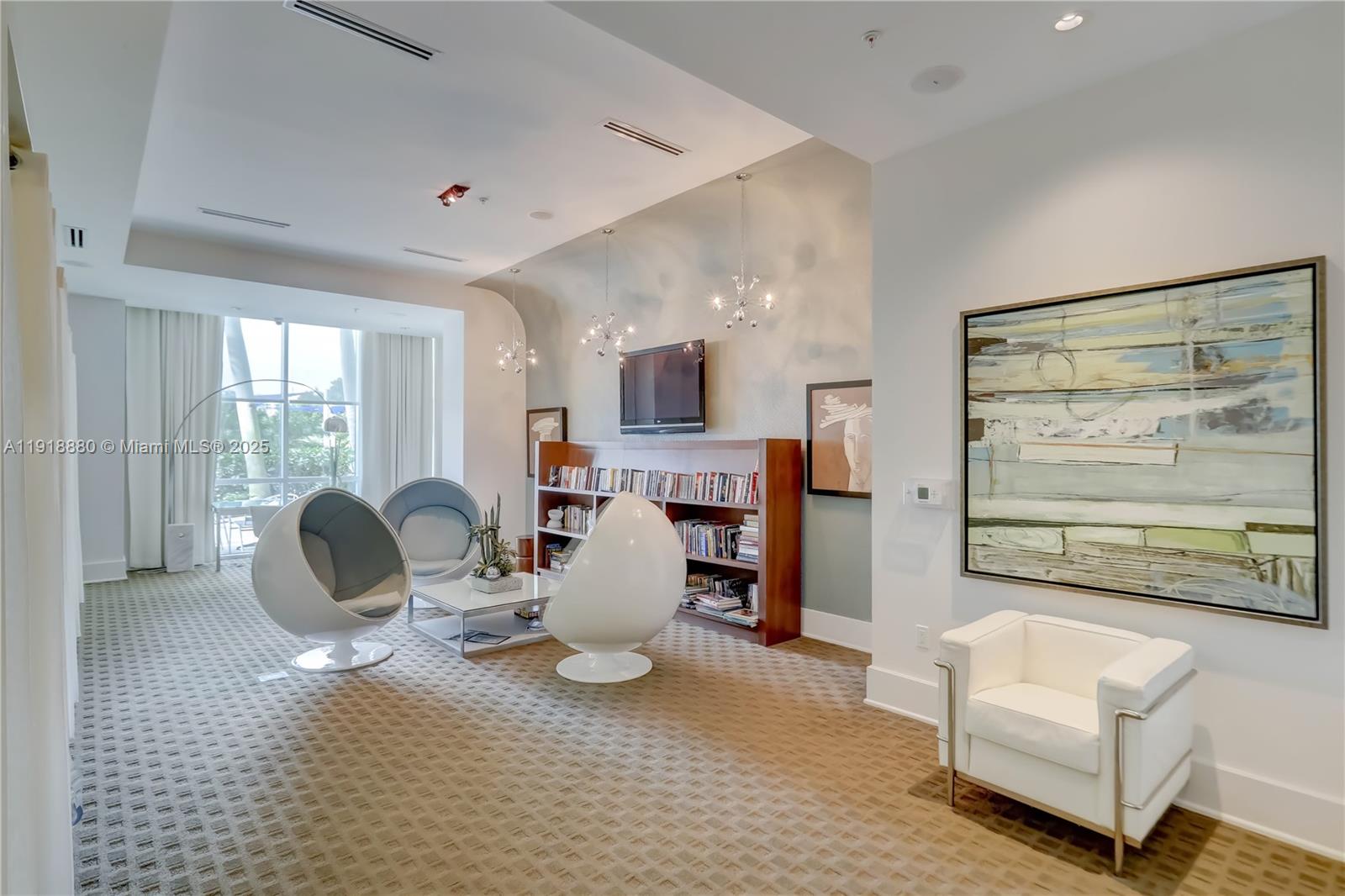 1 N Ocean Blvd #1011, Pompano Beach FL 33062