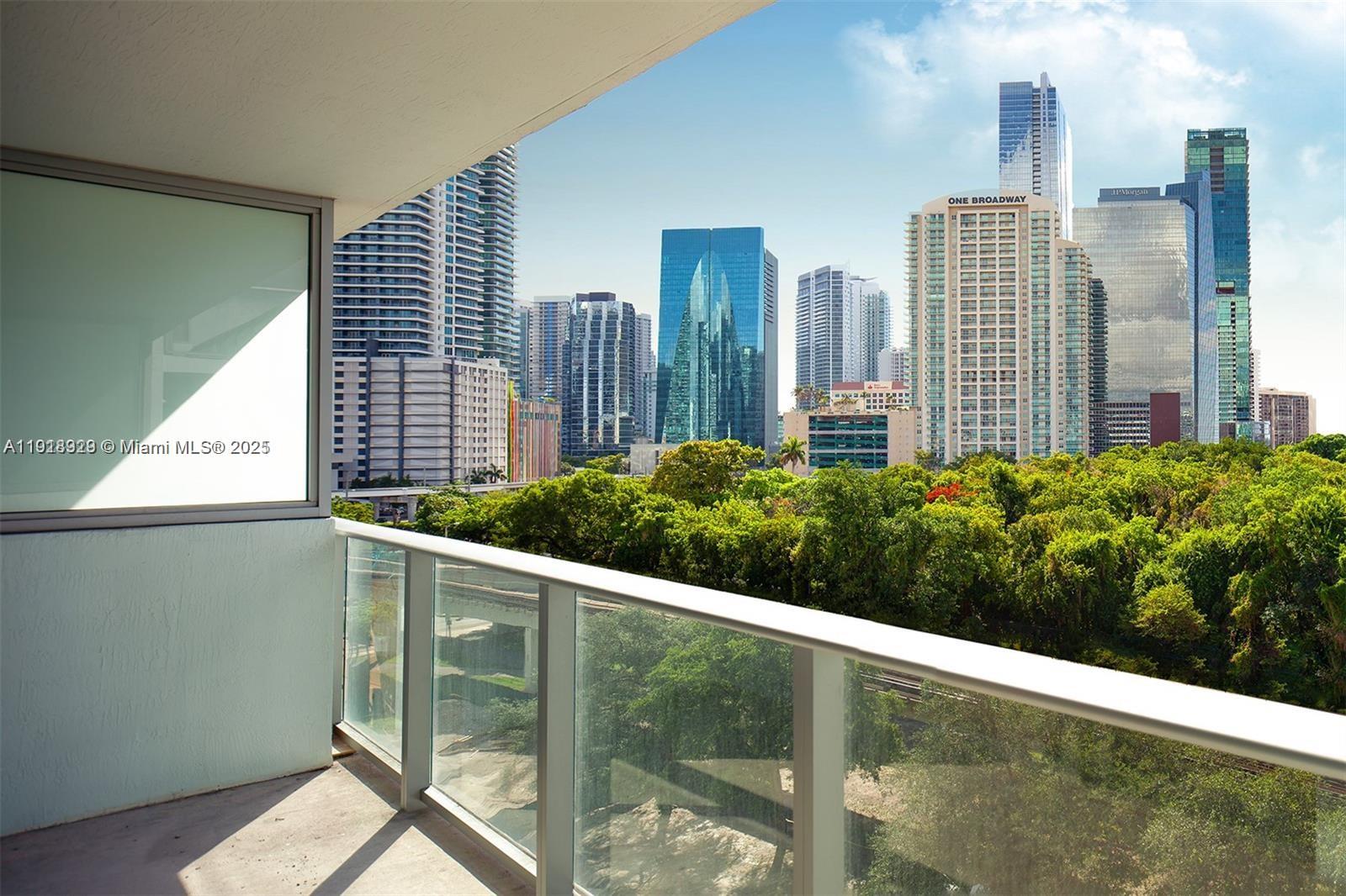 1600 SW 1st Ave #611, Miami FL 33129