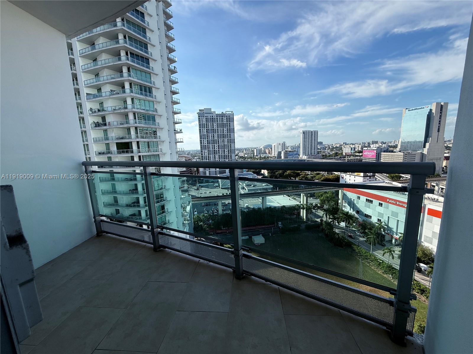 350 S Miami Ave #2013, Miami FL 33130