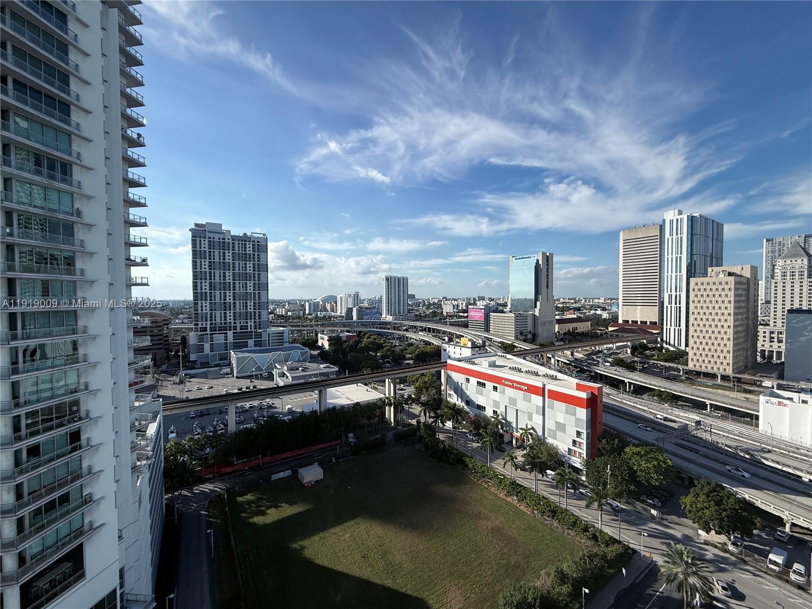 350 S Miami Ave #2013, Miami FL 33130