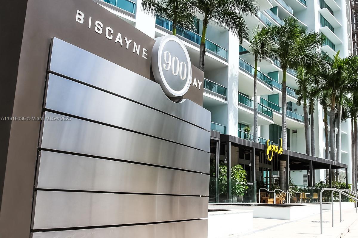 900 Biscayne Blvd #3501, Miami FL 33132