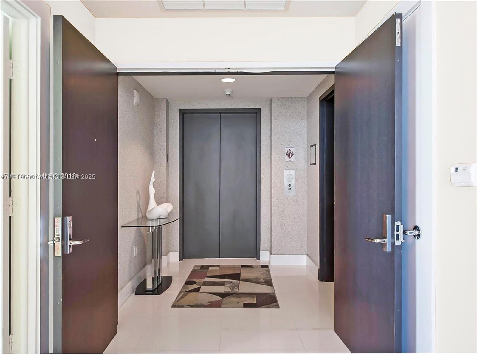 900 Biscayne Blvd #3501, Miami FL 33132
