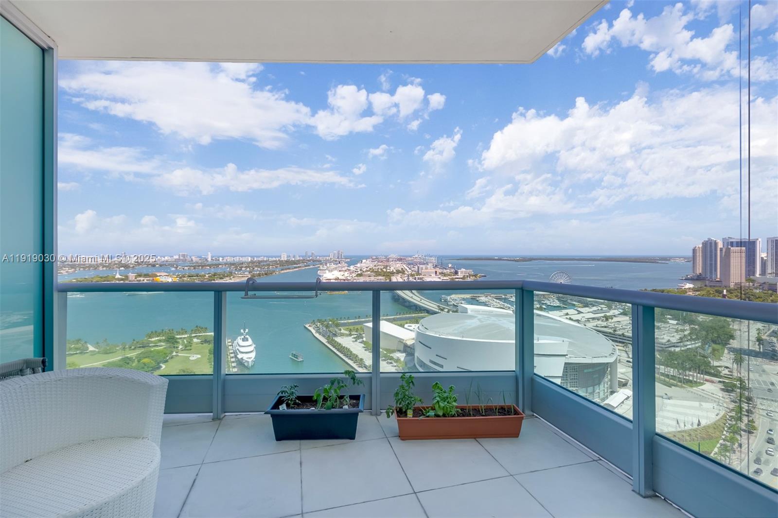 900 Biscayne Blvd #3501, Miami FL 33132