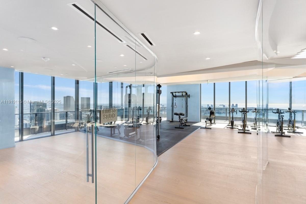 1000 Brickell Plz #3410, Miami FL 33131