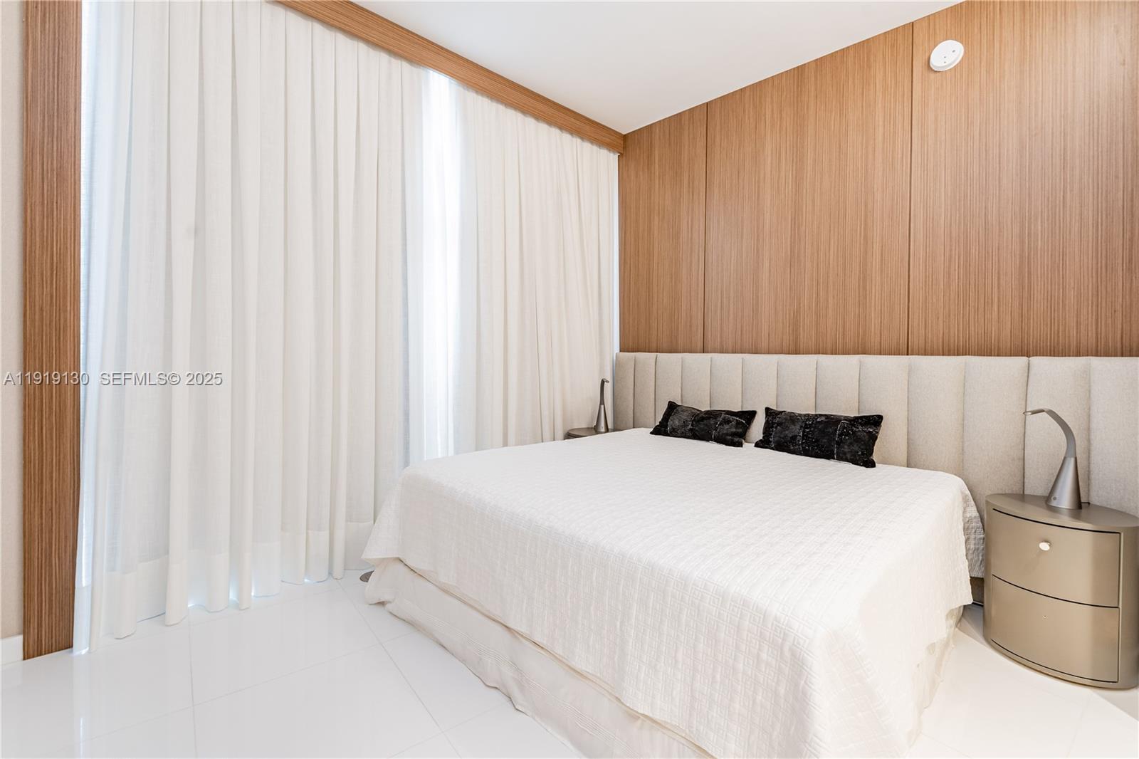 851 NE 1st Ave #3511, Miami FL 33132