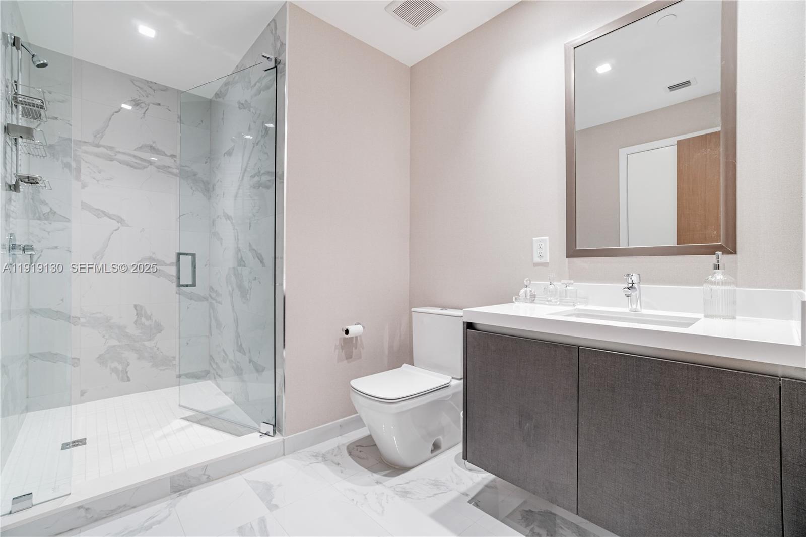 851 NE 1st Ave #3511, Miami FL 33132
