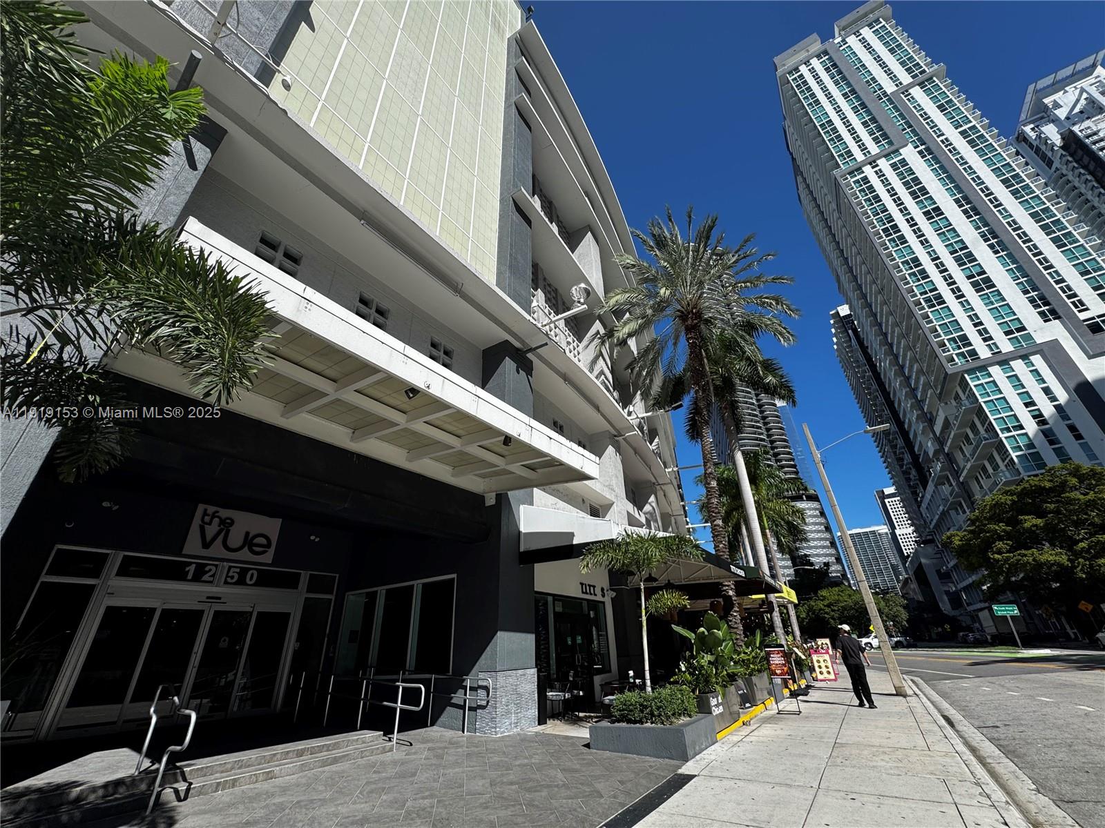 1250 S Miami Ave #2403, Miami FL 33130