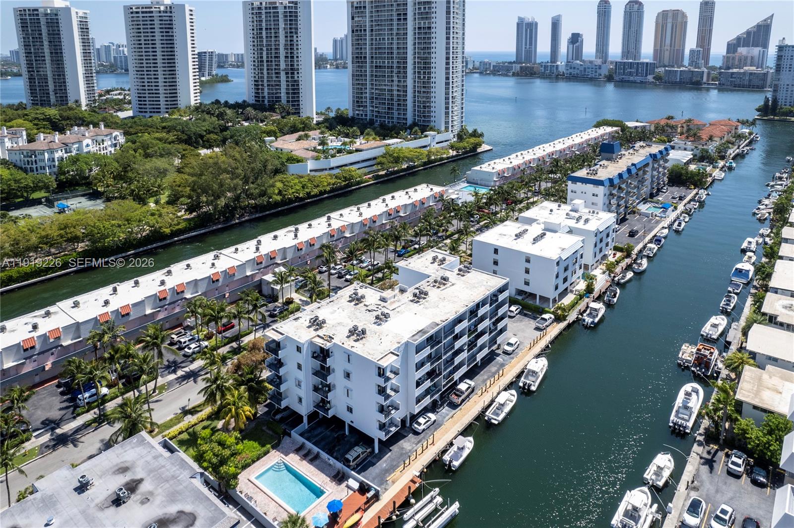 3642 NE 171st St #405, North Miami Beach FL 33160