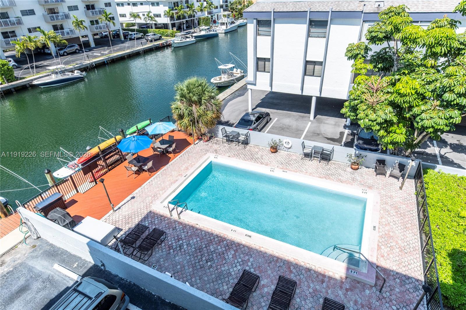 3642 NE 171st St #405, North Miami Beach FL 33160