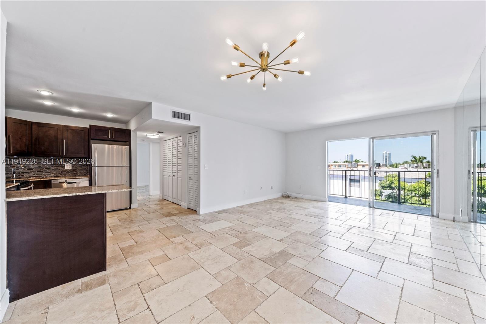 3642 NE 171st St #405, North Miami Beach FL 33160