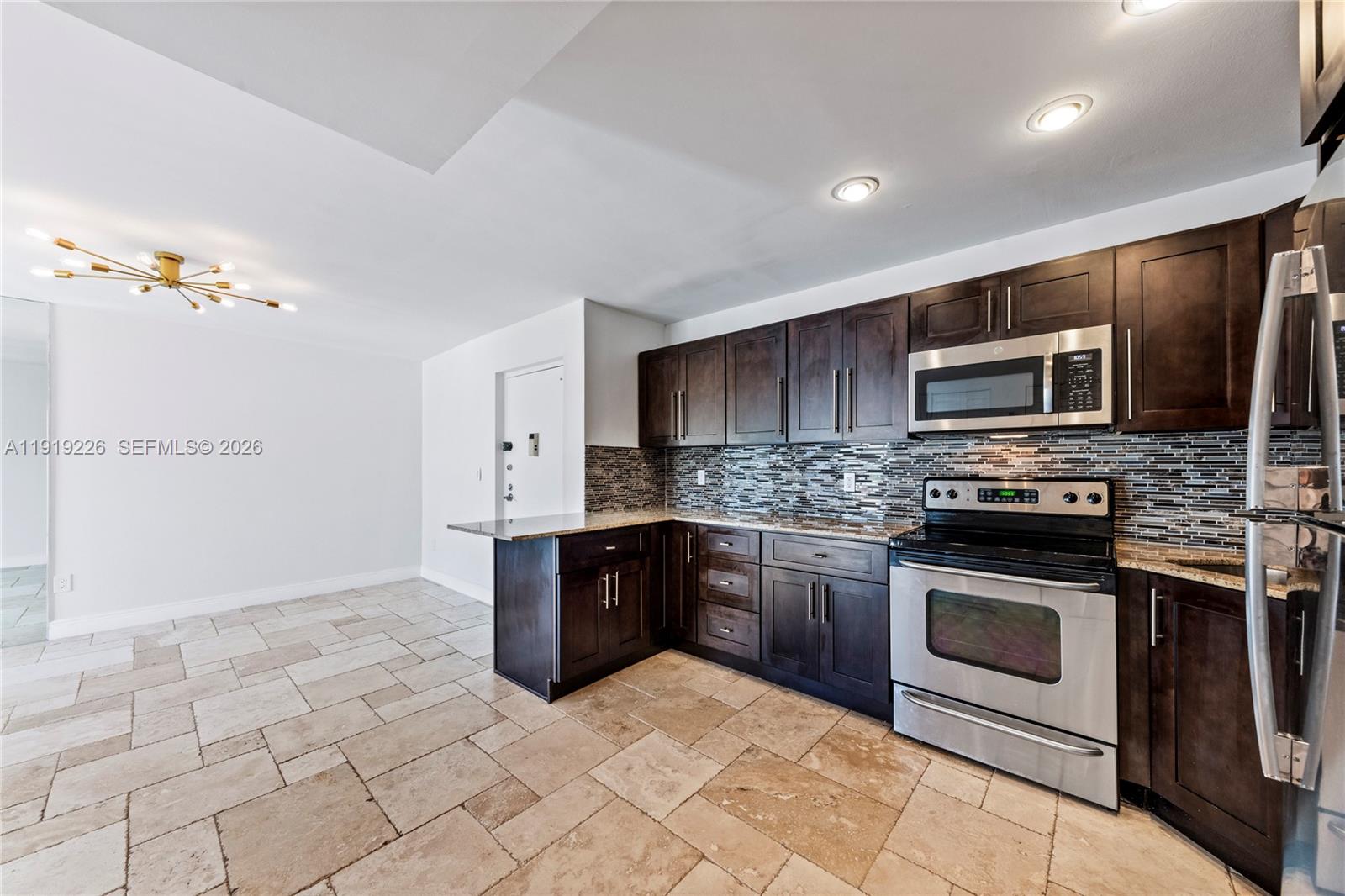 3642 NE 171st St #405, North Miami Beach FL 33160