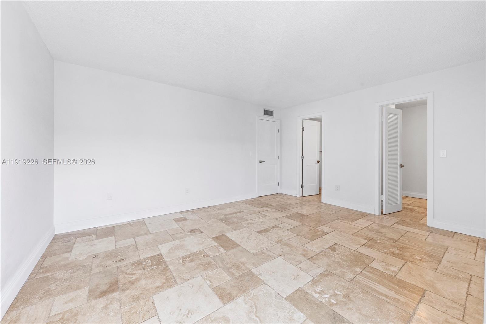 3642 NE 171st St #405, North Miami Beach FL 33160