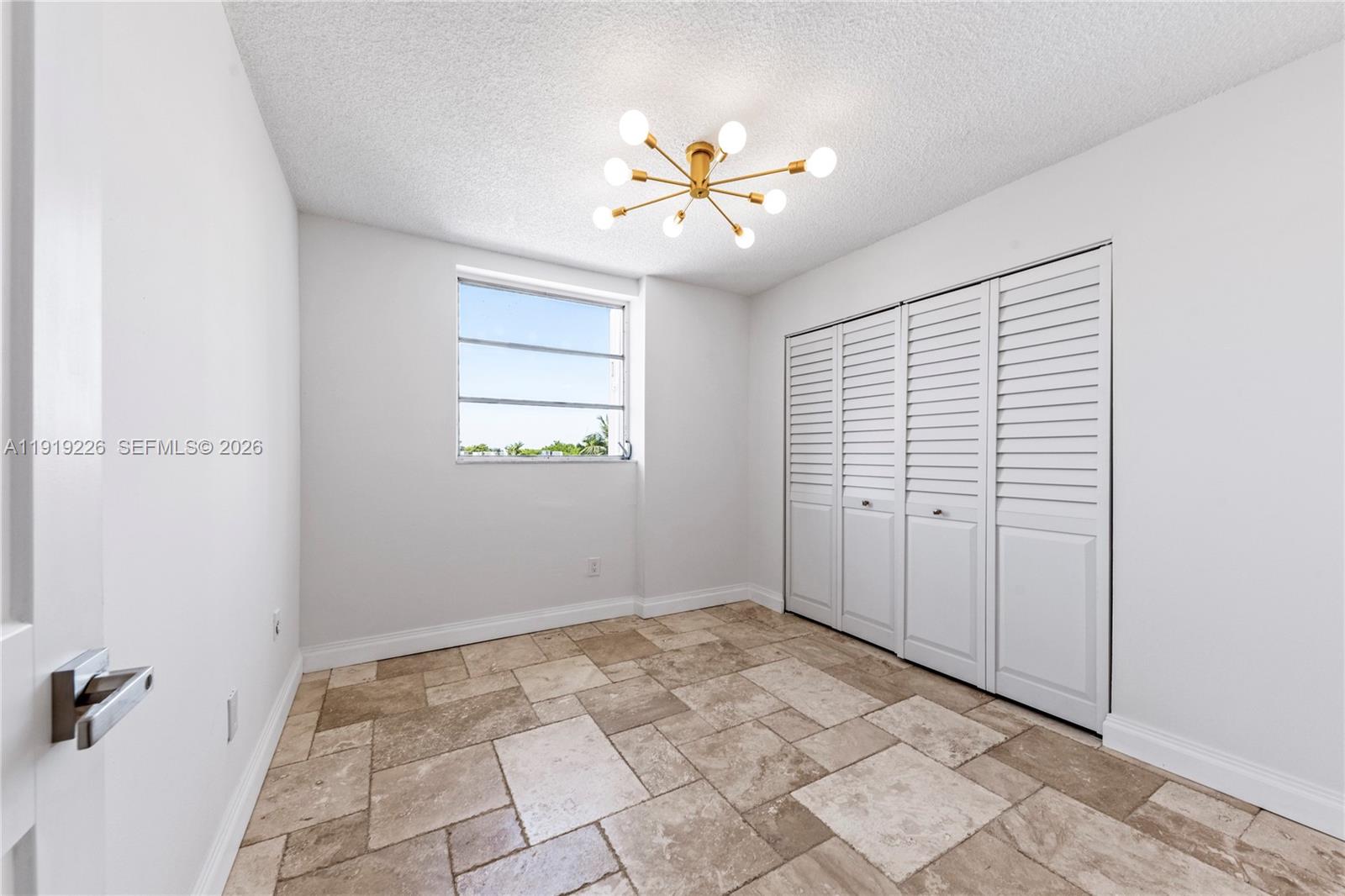 3642 NE 171st St #405, North Miami Beach FL 33160