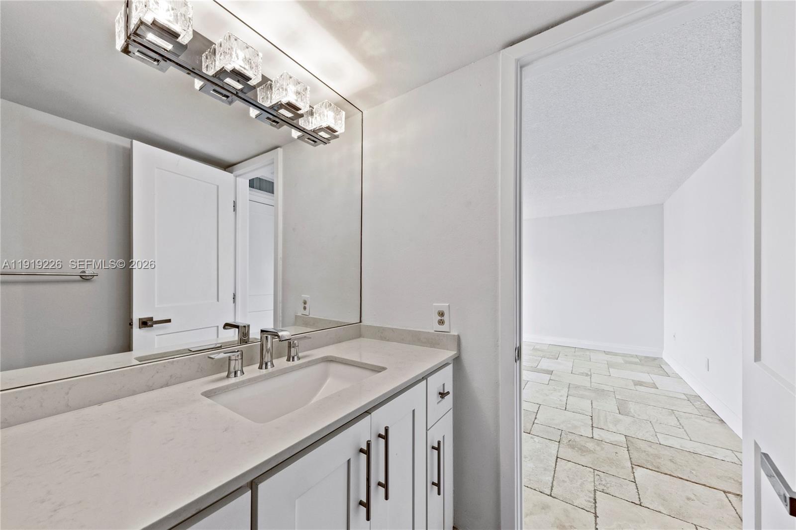 3642 NE 171st St #405, North Miami Beach FL 33160