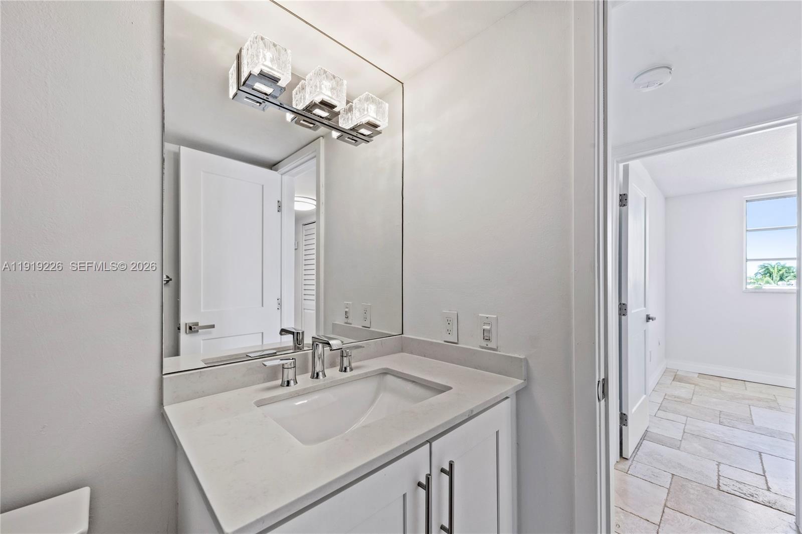 3642 NE 171st St #405, North Miami Beach FL 33160