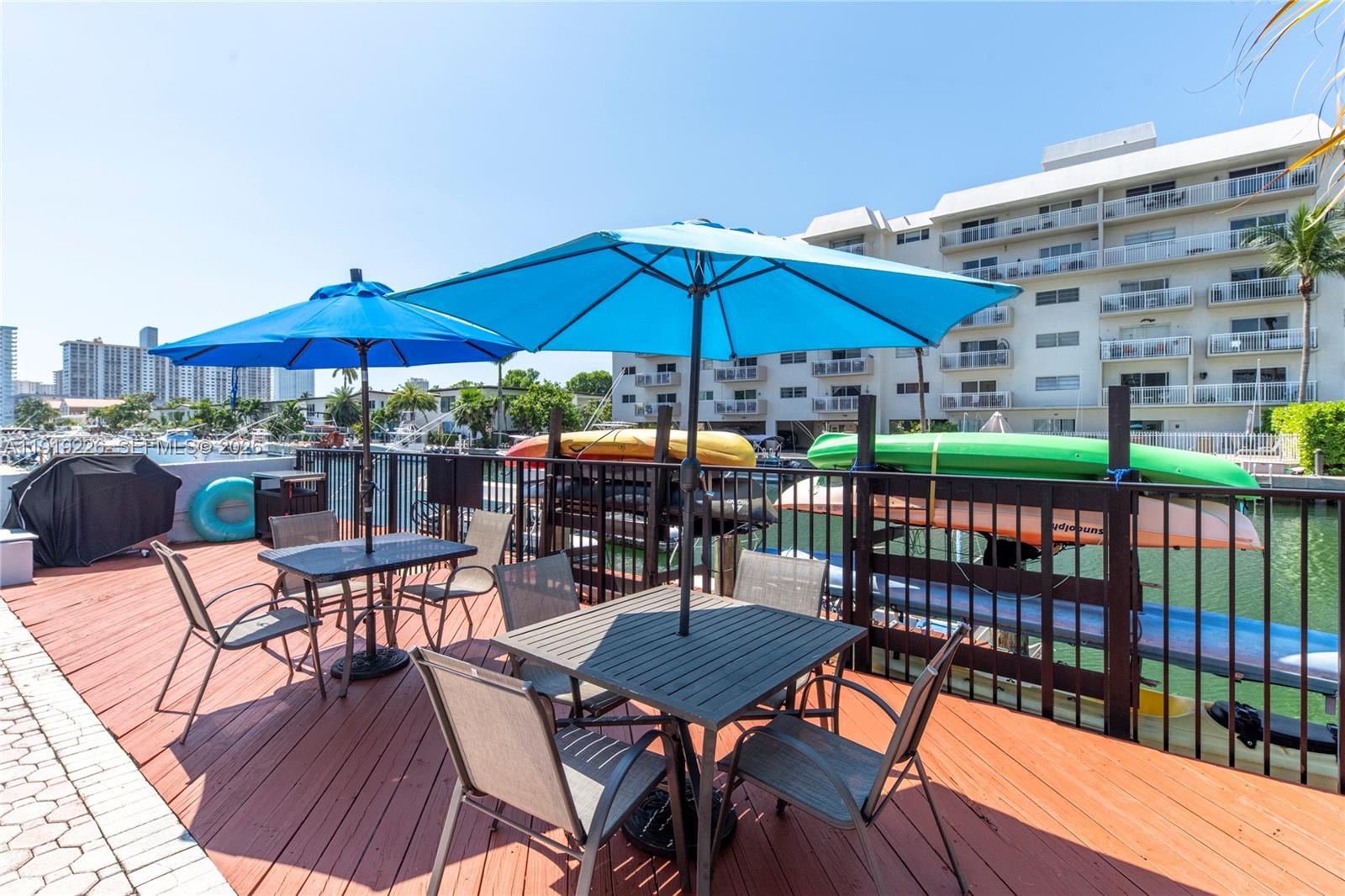 3642 NE 171st St #405, North Miami Beach FL 33160