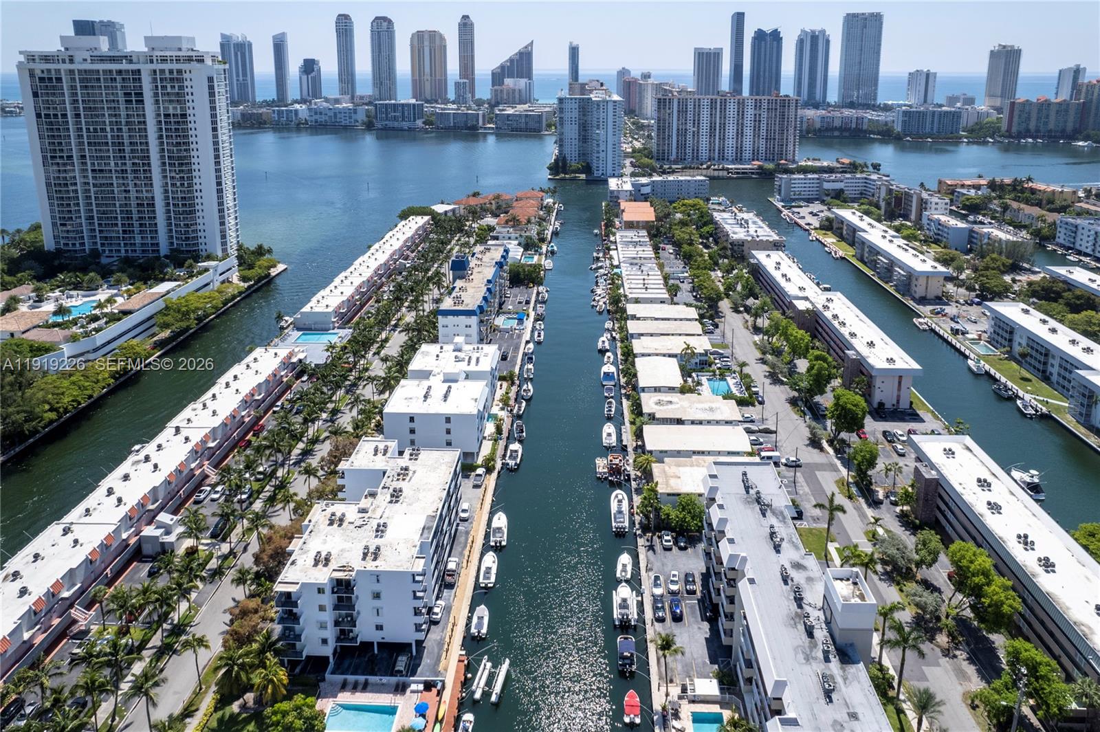 3642 NE 171st St #405, North Miami Beach FL 33160
