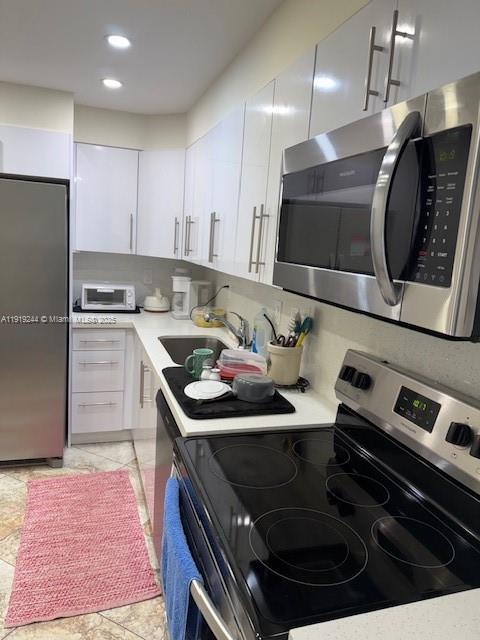 3701 N Country Club Dr #706, Aventura FL 33180