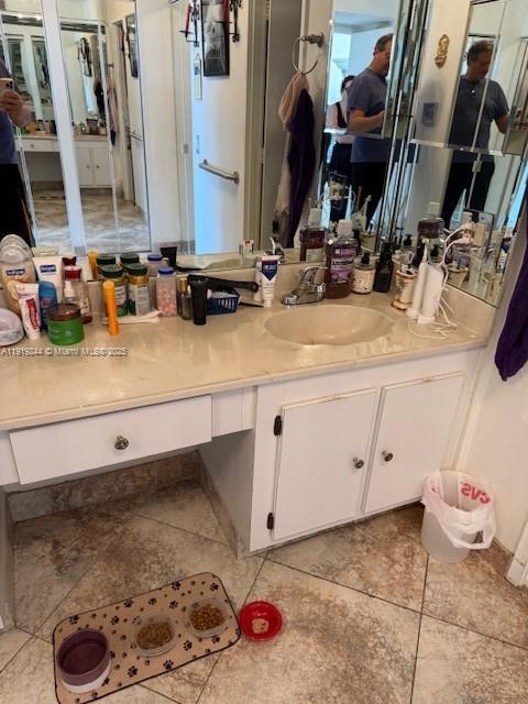3701 N Country Club Dr #706, Aventura FL 33180