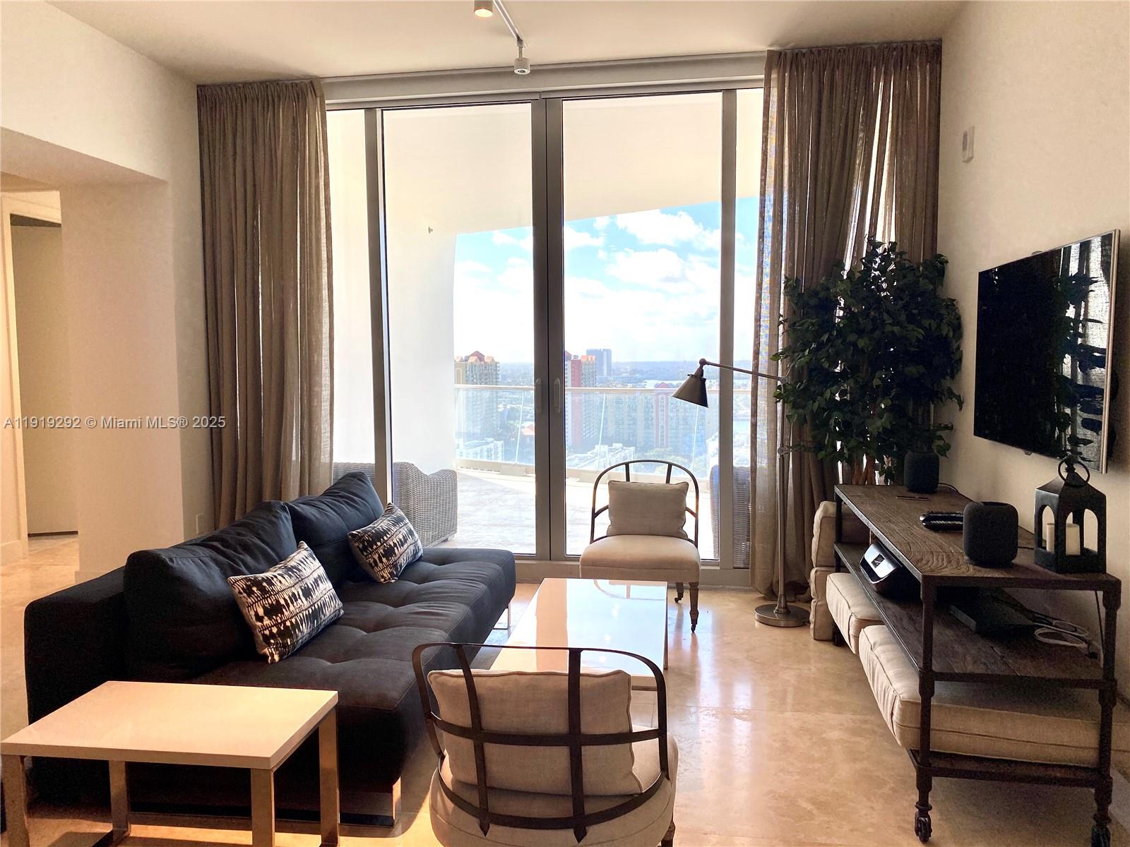 16901 Collins Ave #2203, Sunny Isles Beach FL 33160