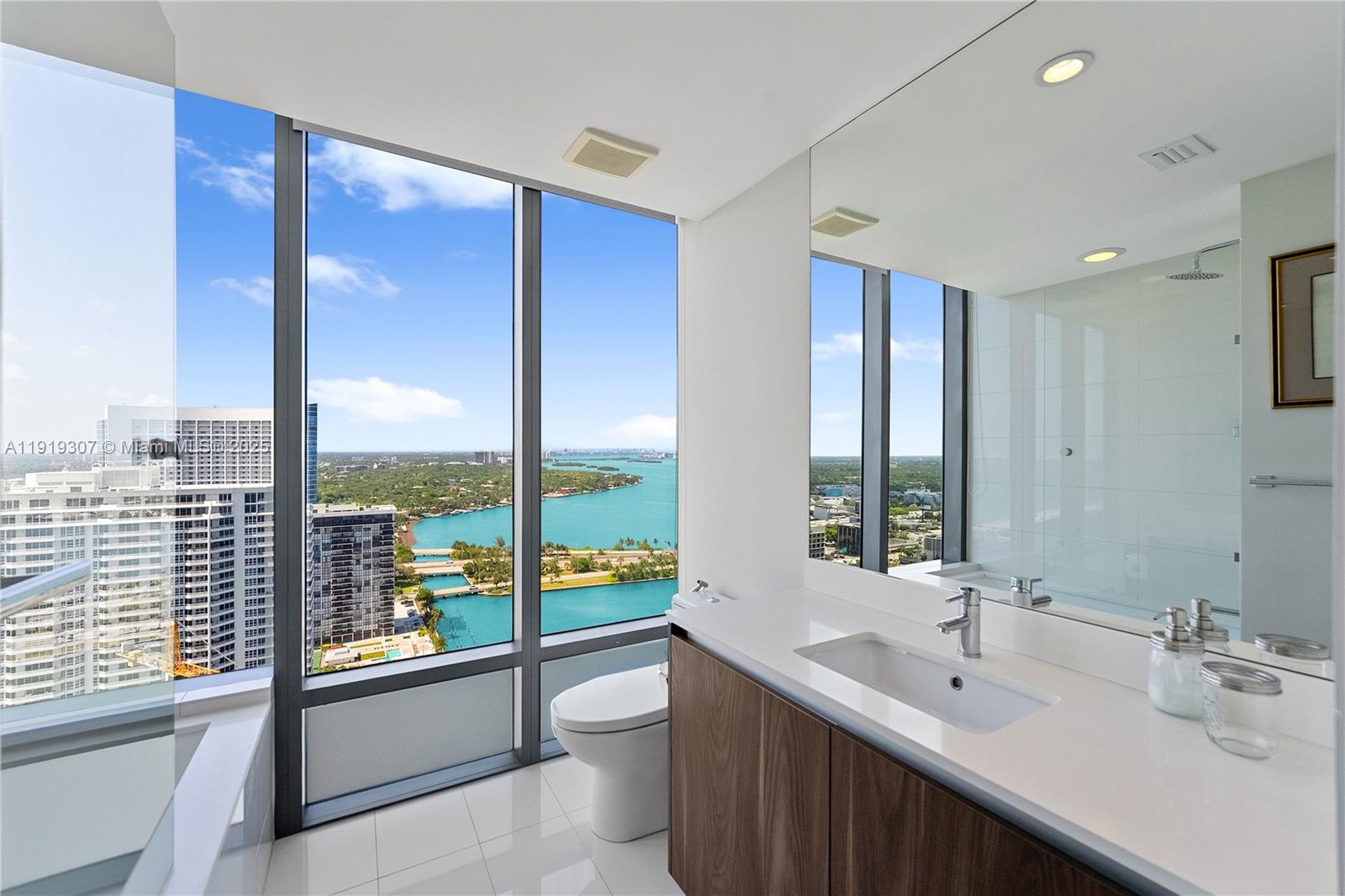 3131 NE 7th Ave #3106, Miami FL 33137