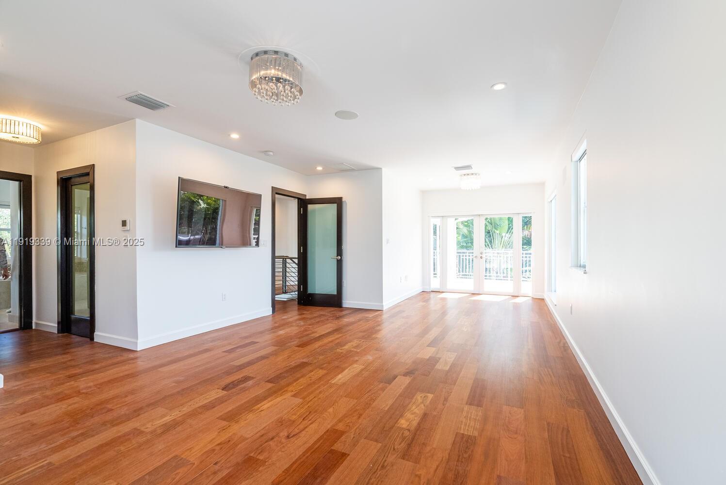 1130 Lugo Ave, Coral Gables FL 33156
