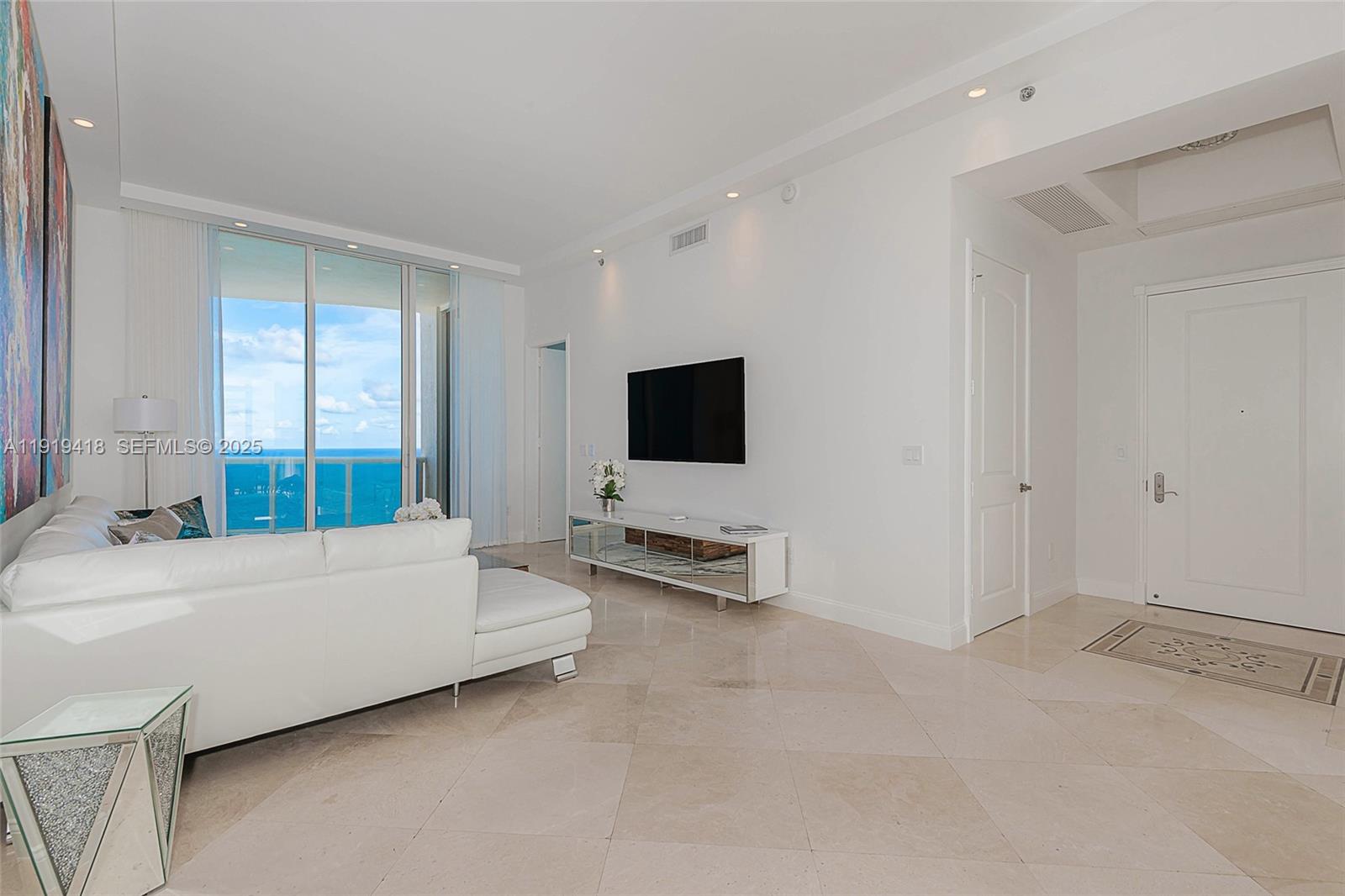 16001 Collins Ave #4104, Sunny Isles Beach FL 33160