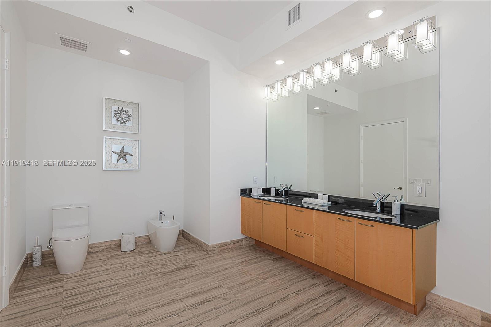 16001 Collins Ave #4104, Sunny Isles Beach FL 33160