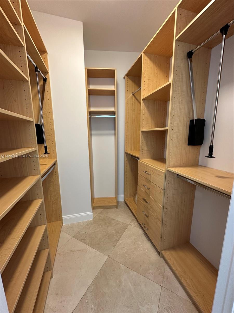 16001 Collins Ave #4104, Sunny Isles Beach FL 33160