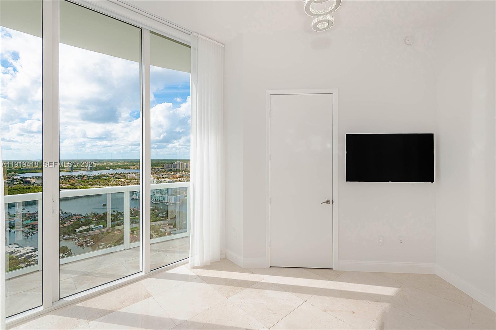 16001 Collins Ave #4104, Sunny Isles Beach FL 33160