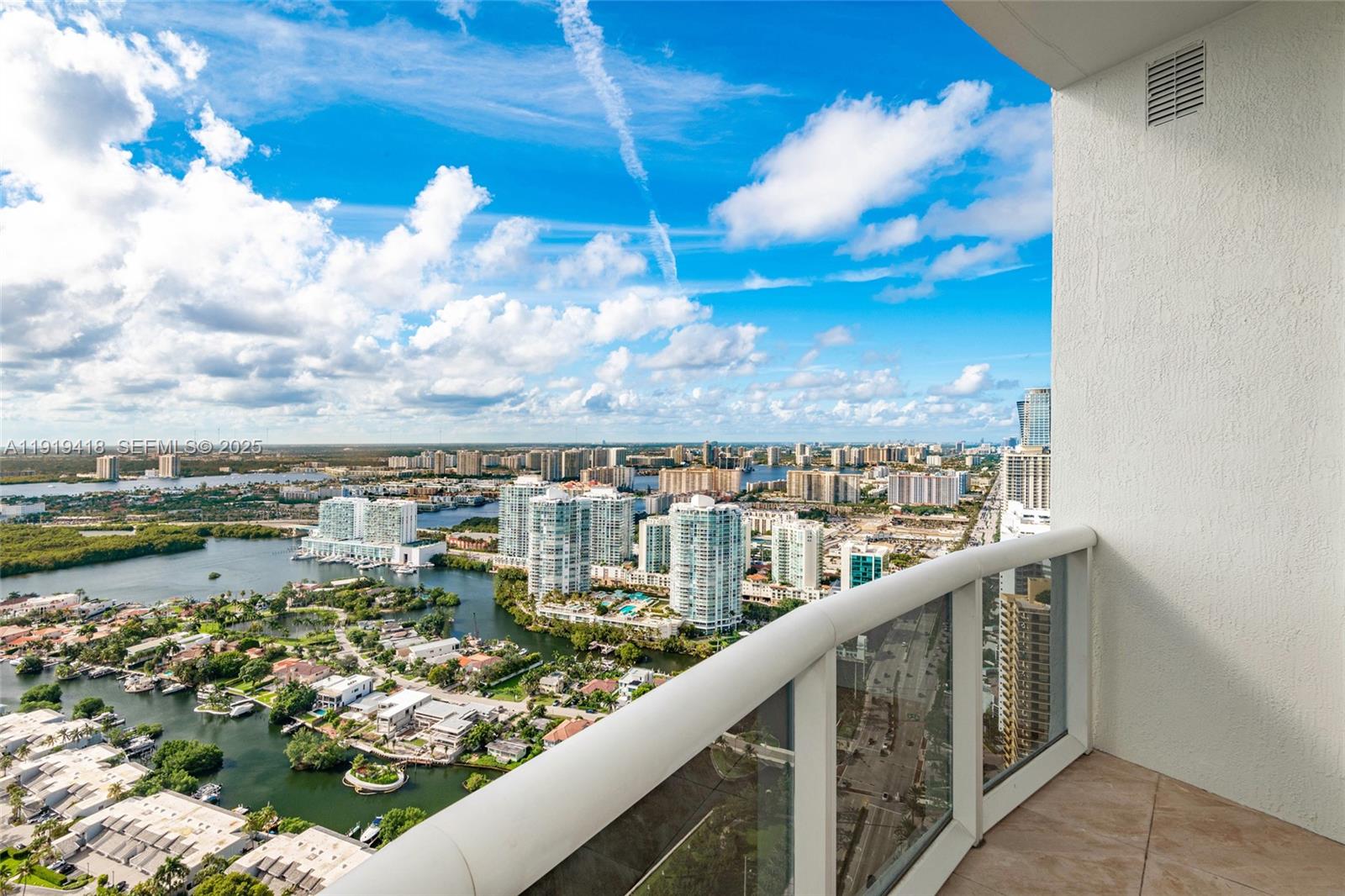 16001 Collins Ave #4104, Sunny Isles Beach FL 33160