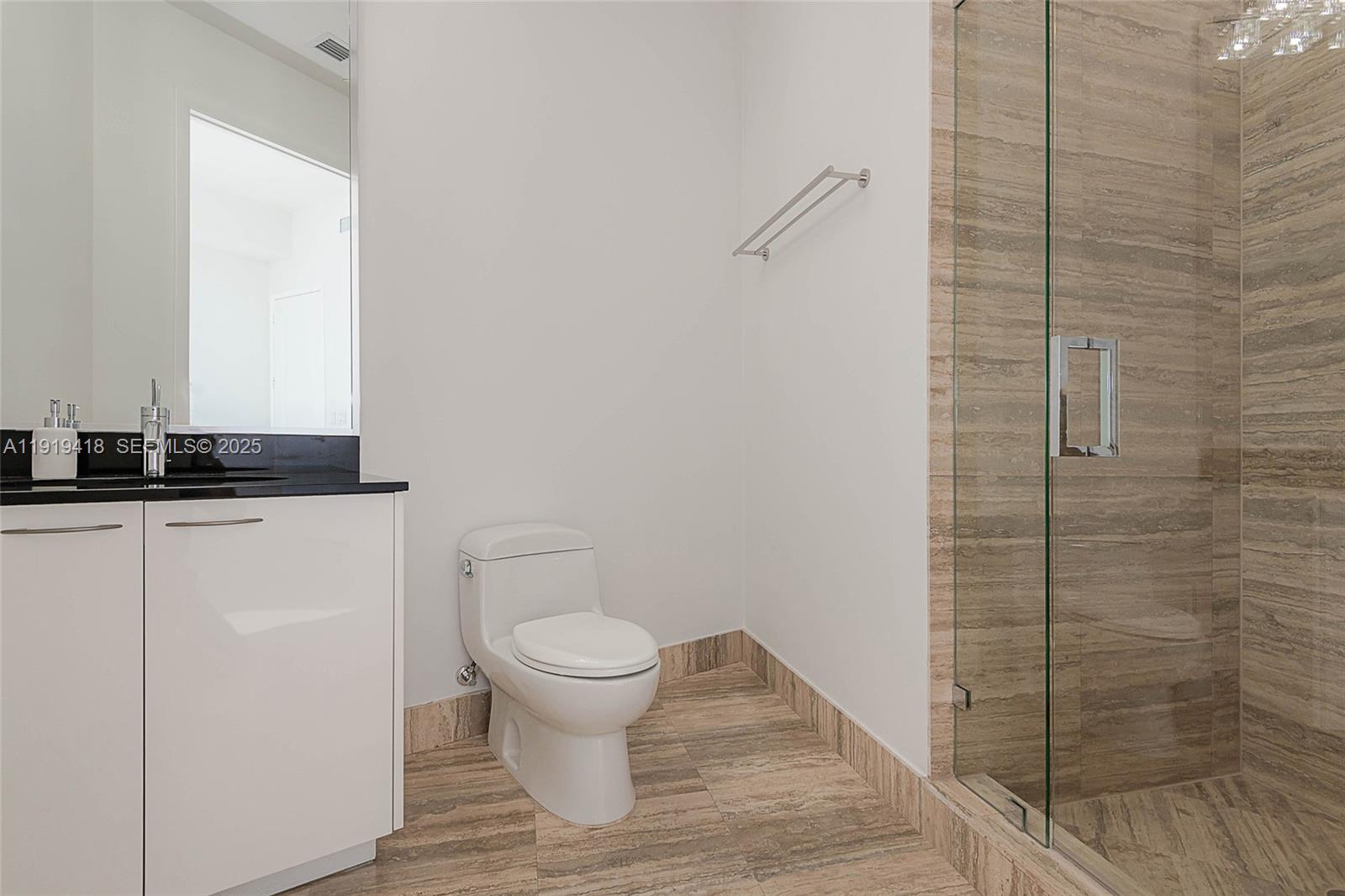 16001 Collins Ave #4104, Sunny Isles Beach FL 33160