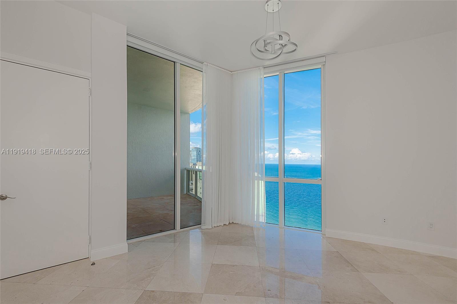 16001 Collins Ave #4104, Sunny Isles Beach FL 33160