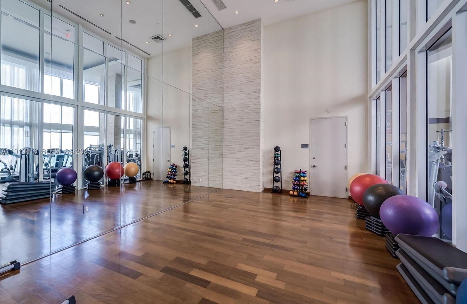 16001 Collins Ave #4104, Sunny Isles Beach FL 33160