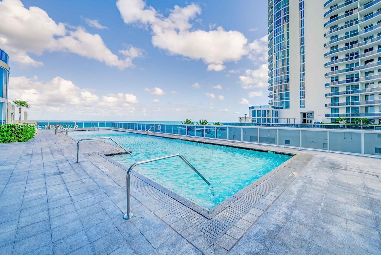 16001 Collins Ave #4104, Sunny Isles Beach FL 33160