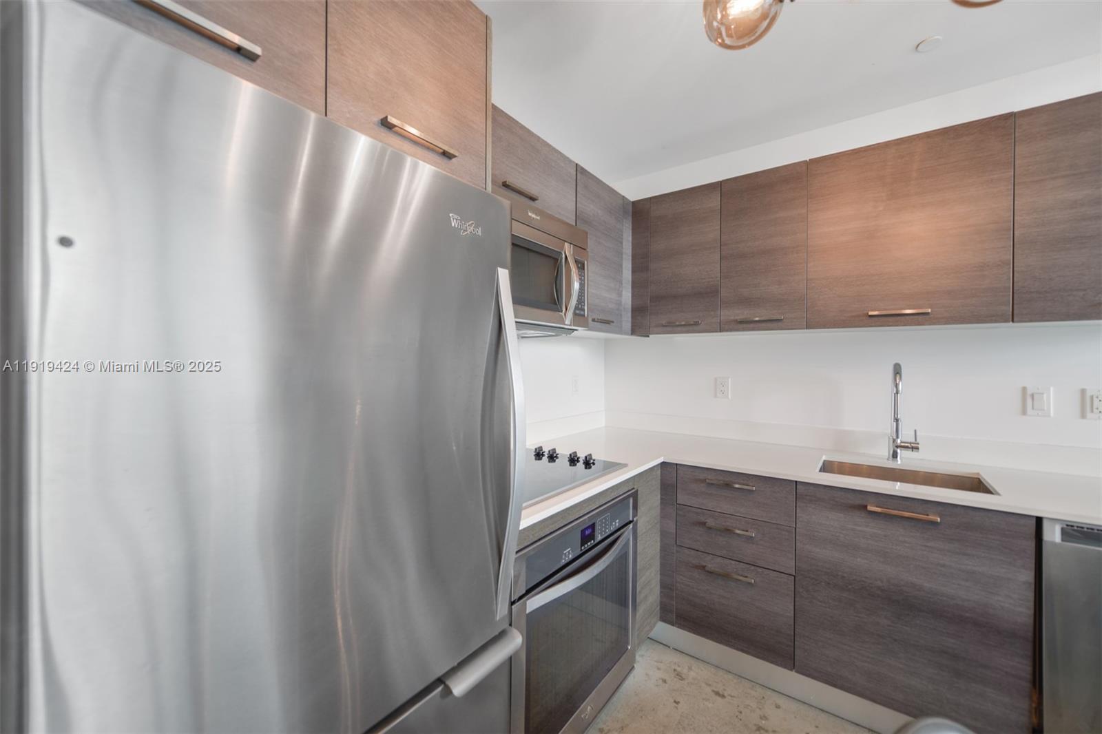151 SE 1st St #3403, Miami FL 33131