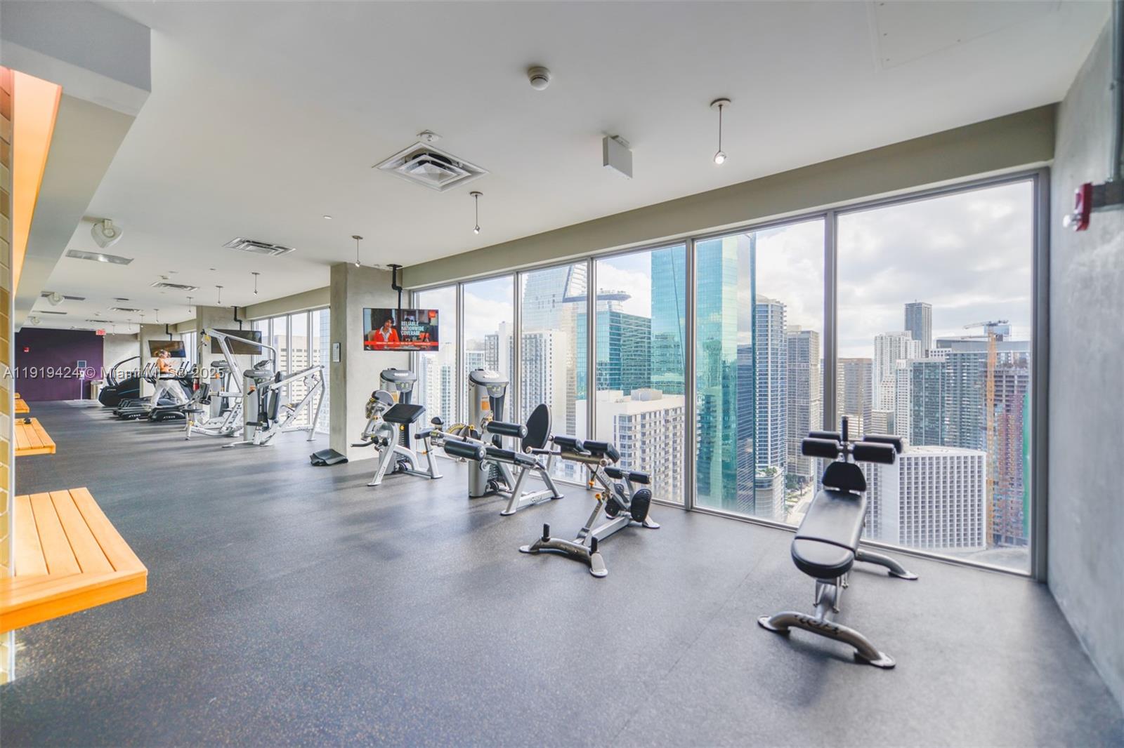 151 SE 1st St #3403, Miami FL 33131