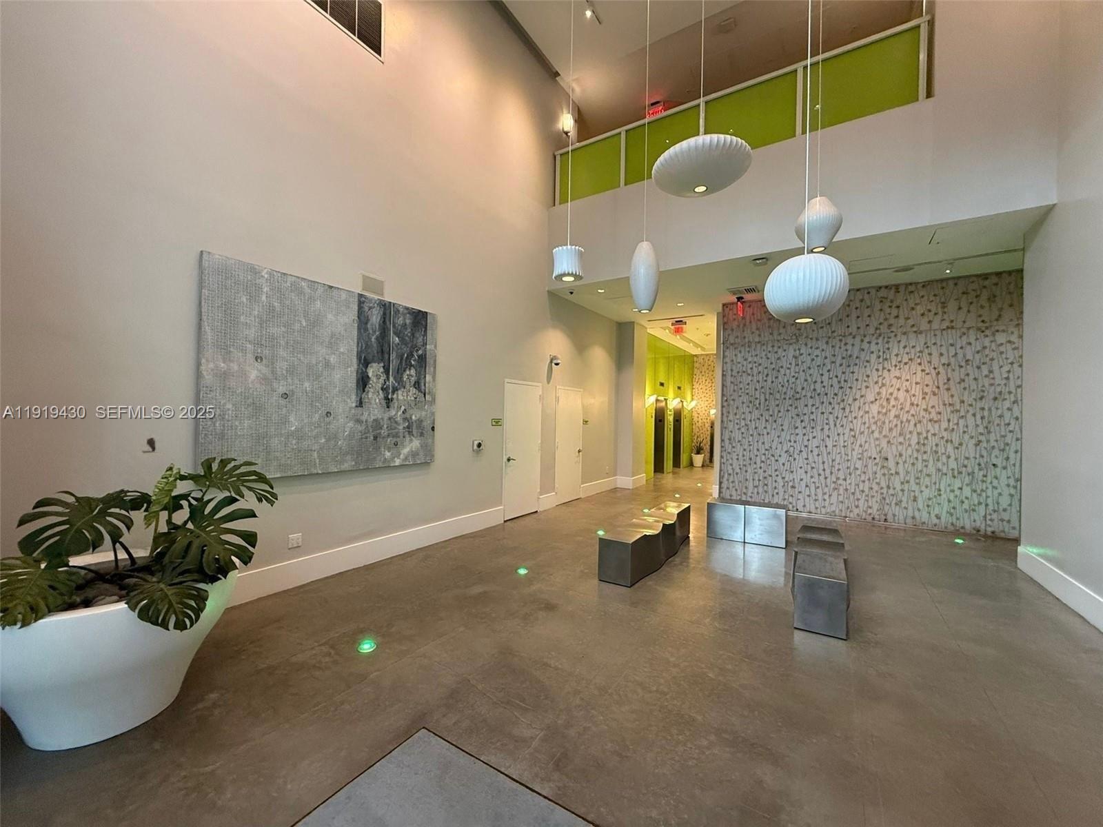 133 NE 2nd Ave #1017, Miami FL 33132