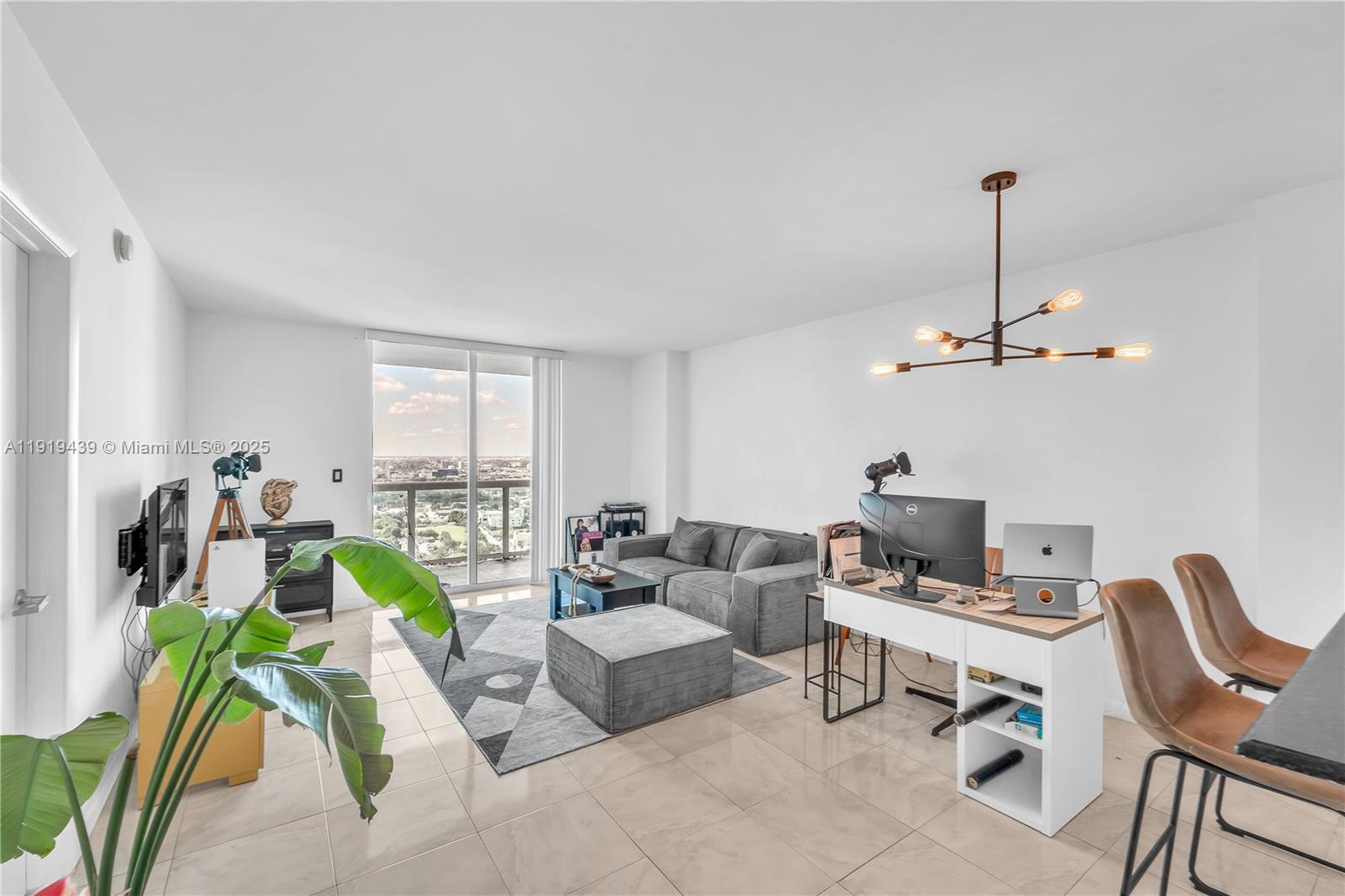 1800 N Bayshore Dr #3304, Miami FL 33132