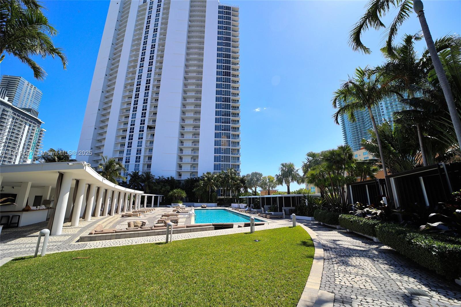 2020 N Bayshore Dr #1604, Miami FL 33137