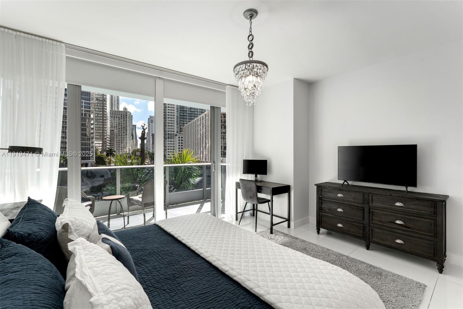 200 Biscayne Boulevard Way #303, Miami FL 33131